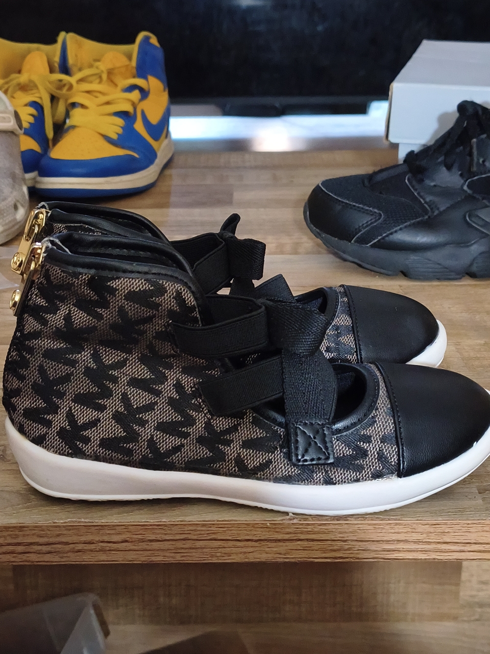 Girls Michael Kors High Top Shoes Size Children's 11 Zipper Back